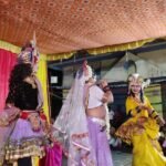 कोंच ग्राम देवगांव में मथुरा वृन्दावन से आये कलाकारों ने रासलीला एवं सुदामा चरित्र का मंचन किया भक्त हुए भवविभोर रिपोर्ट बलराम सोनी